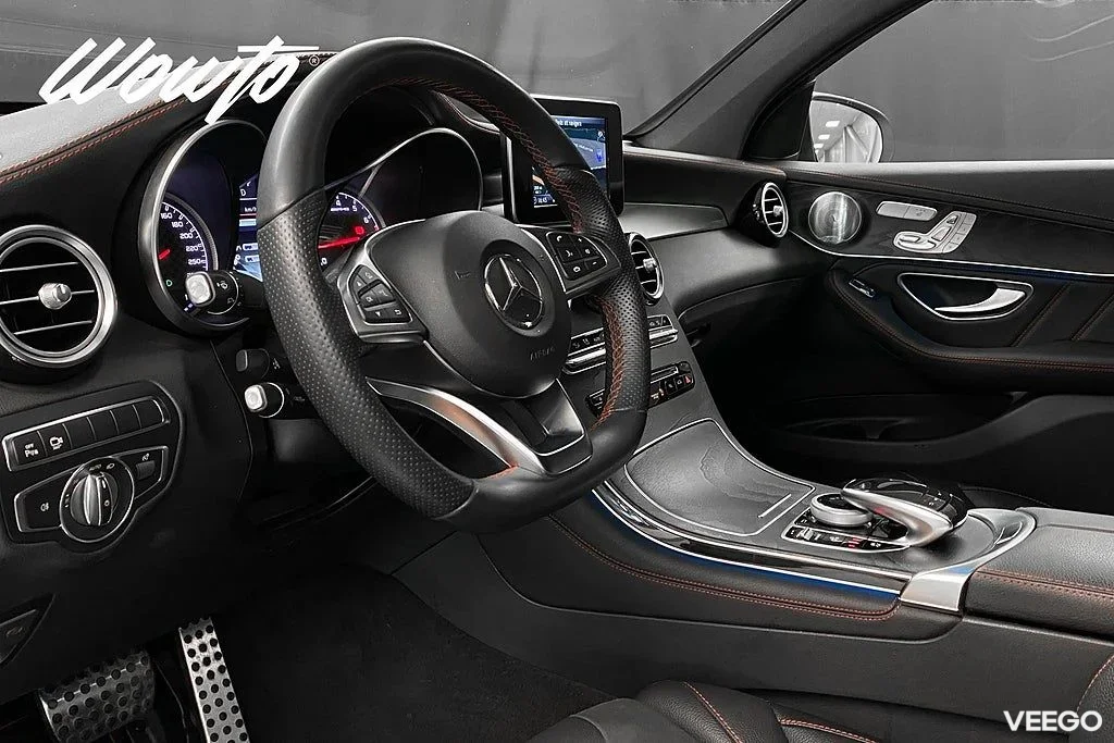 Mercedes-Benz GLC200 43 AMG Coupe 4M 367HK/Navi /Keyless 270kW