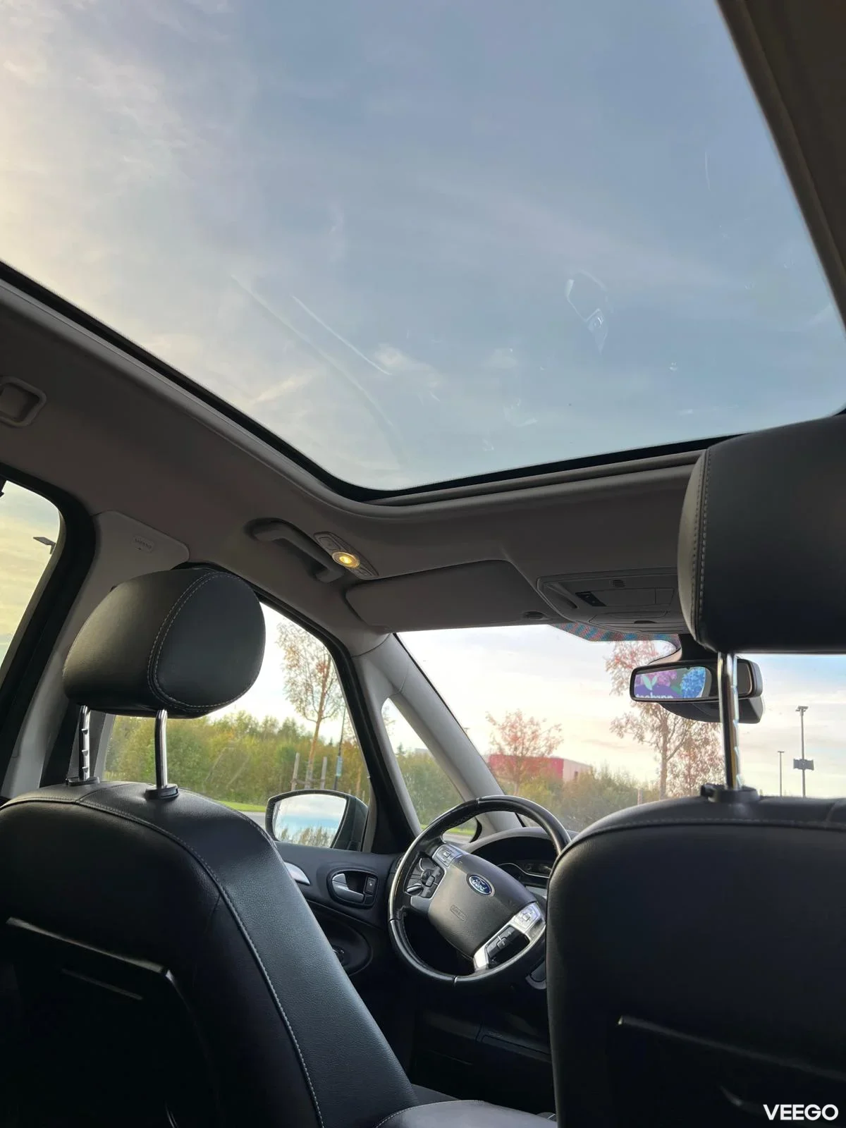 Ford S-MAX 2.2 147kW