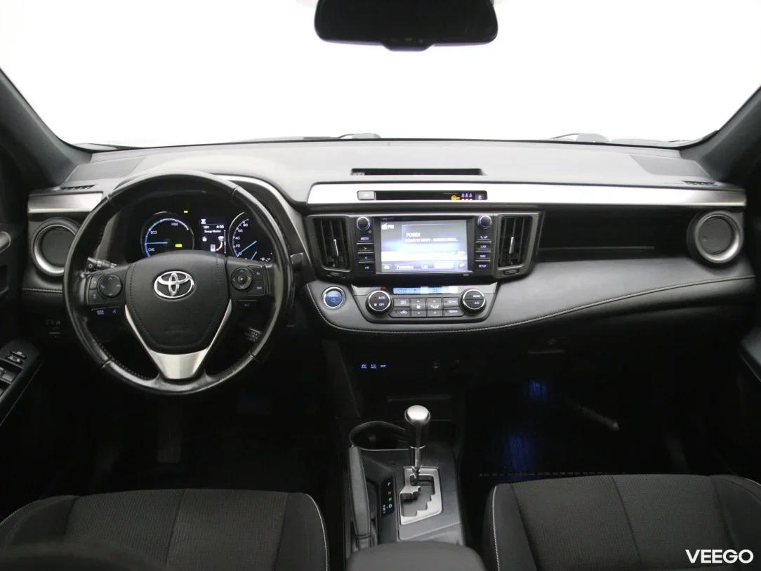 Toyota rav-4 2.5 145kW