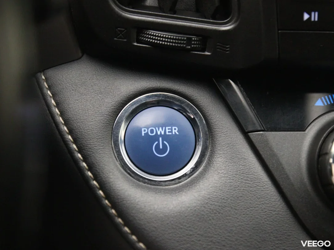 Toyota rav-4 2.5 145kW