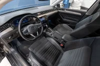 Volkswagen Passat R-Line 4 Motion 140kW thumbnail