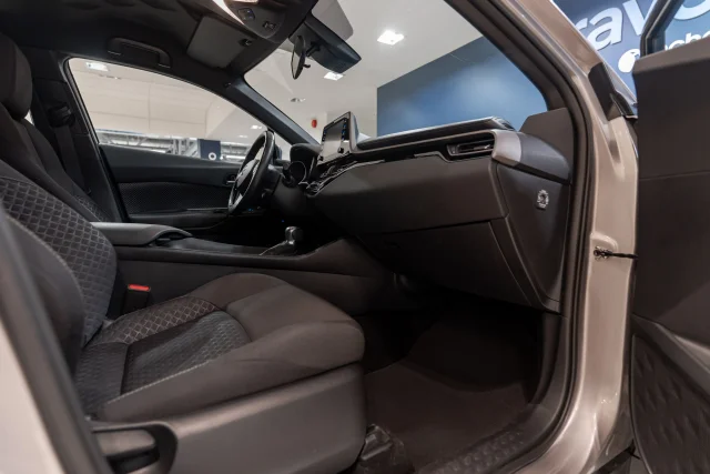 Image of Toyota C-HR Hybrid Active 1.8 72kW