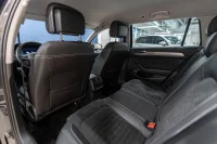 Volkswagen Passat R-Line 4 Motion 140kW thumbnail