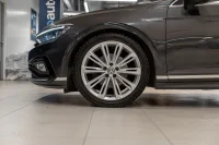 Volkswagen Passat R-Line 4 Motion 140kW thumbnail