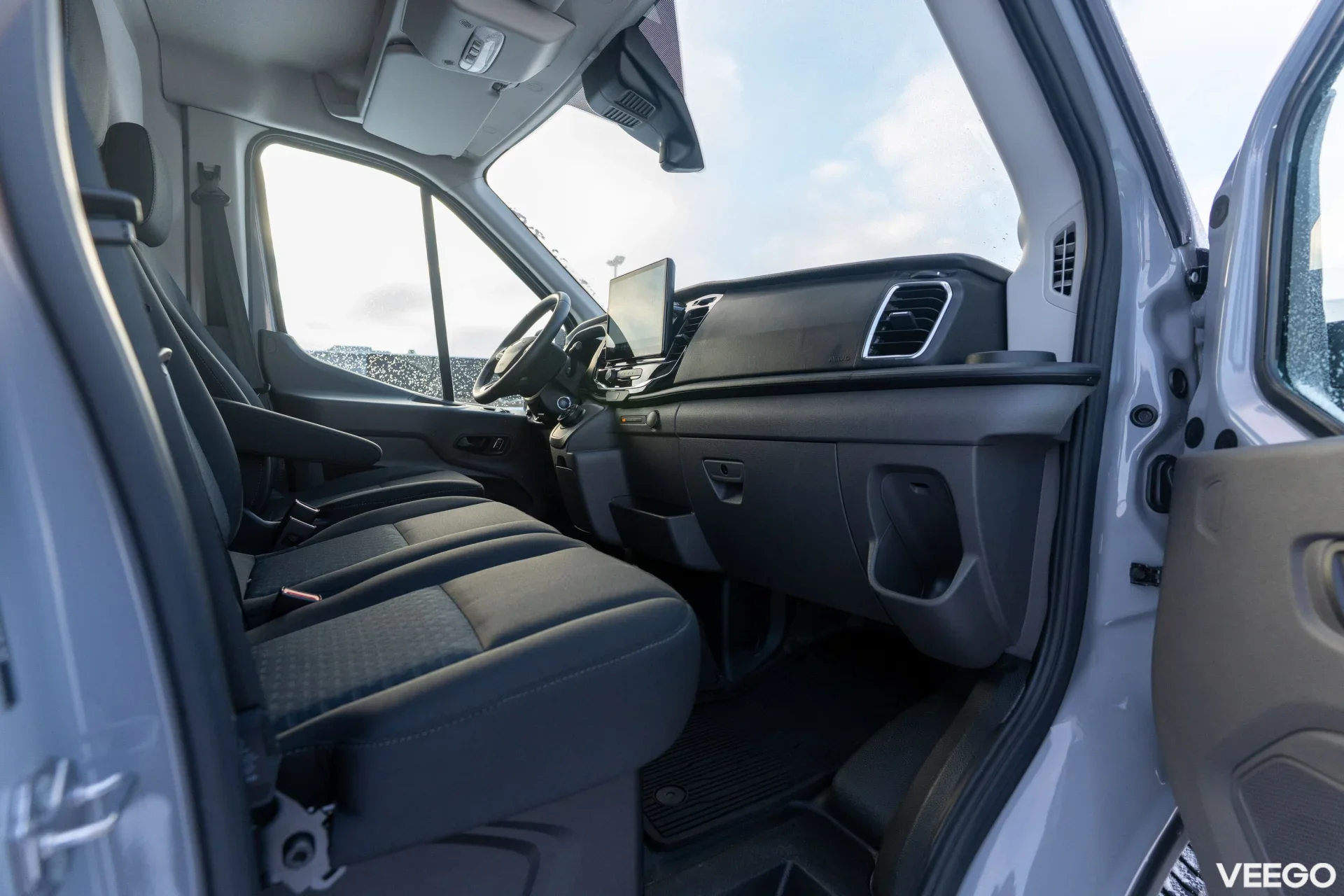 Ford Transit Van L3H2 67kWh Trend 100kW