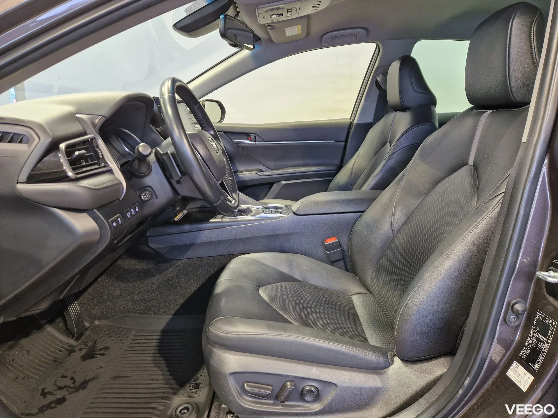 Toyota Camry Executive 2.5 160kW