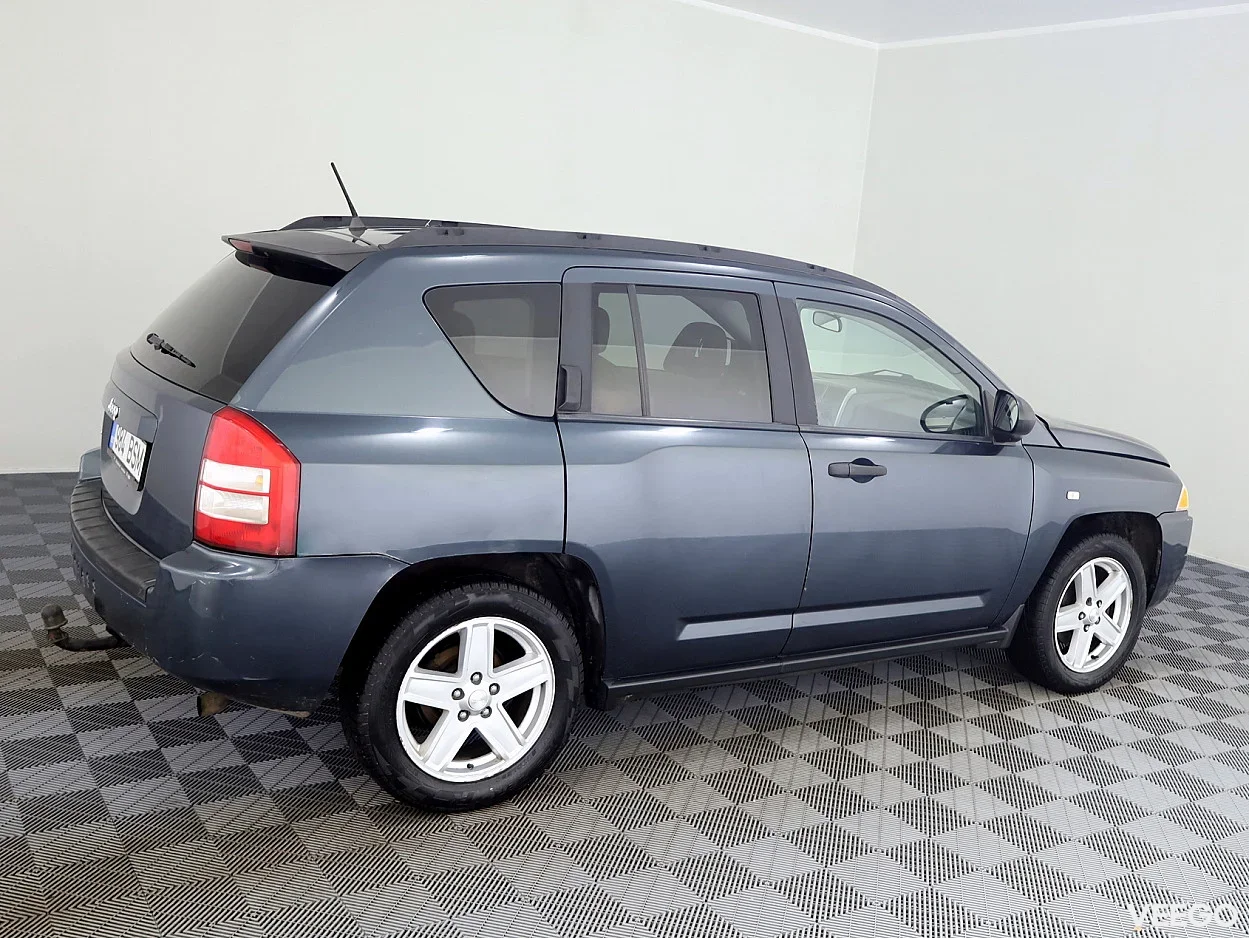 Jeep Compass 2.0 104kW