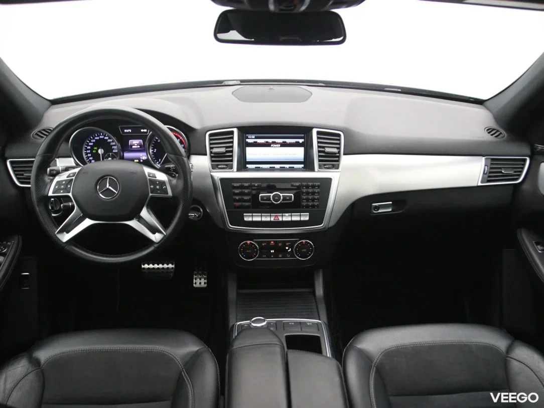 Mercedes-Benz ML350 3 190kW