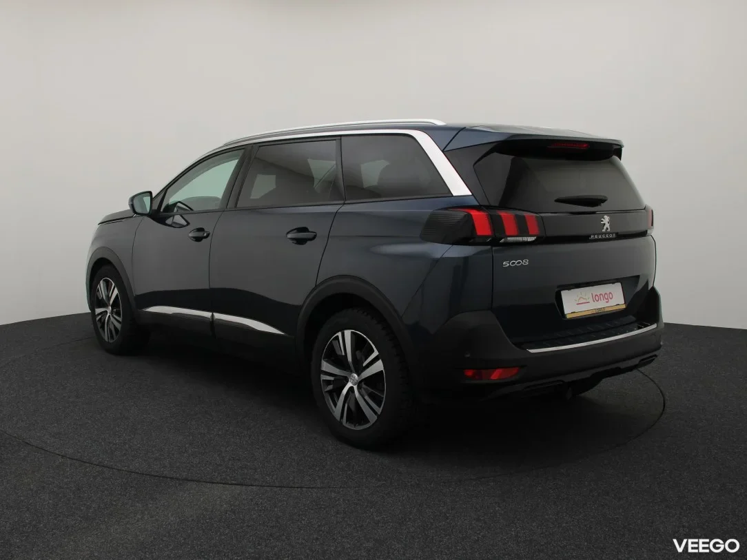 Peugeot 5008 1.5 96kW