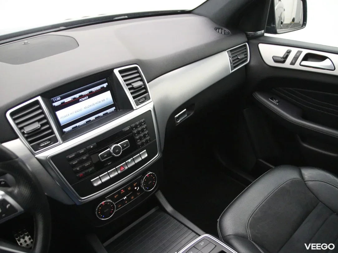 Mercedes-Benz ML350 3 190kW