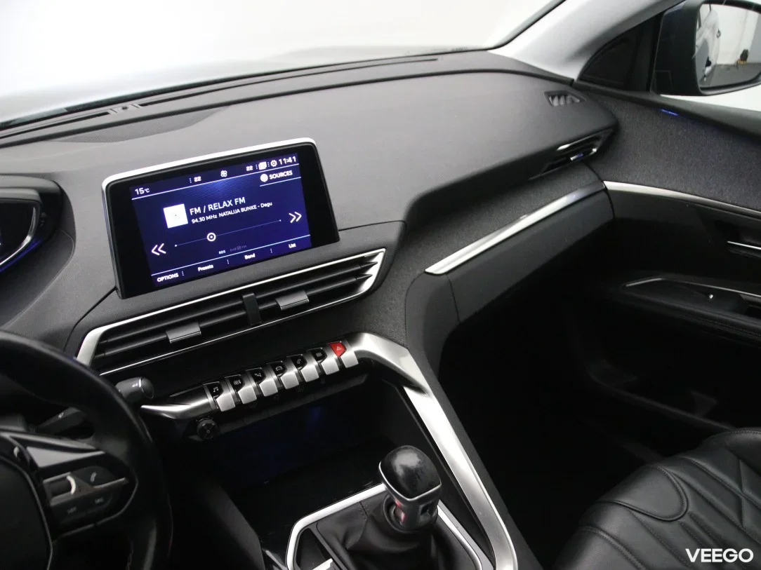 Peugeot 5008 1.5 96kW