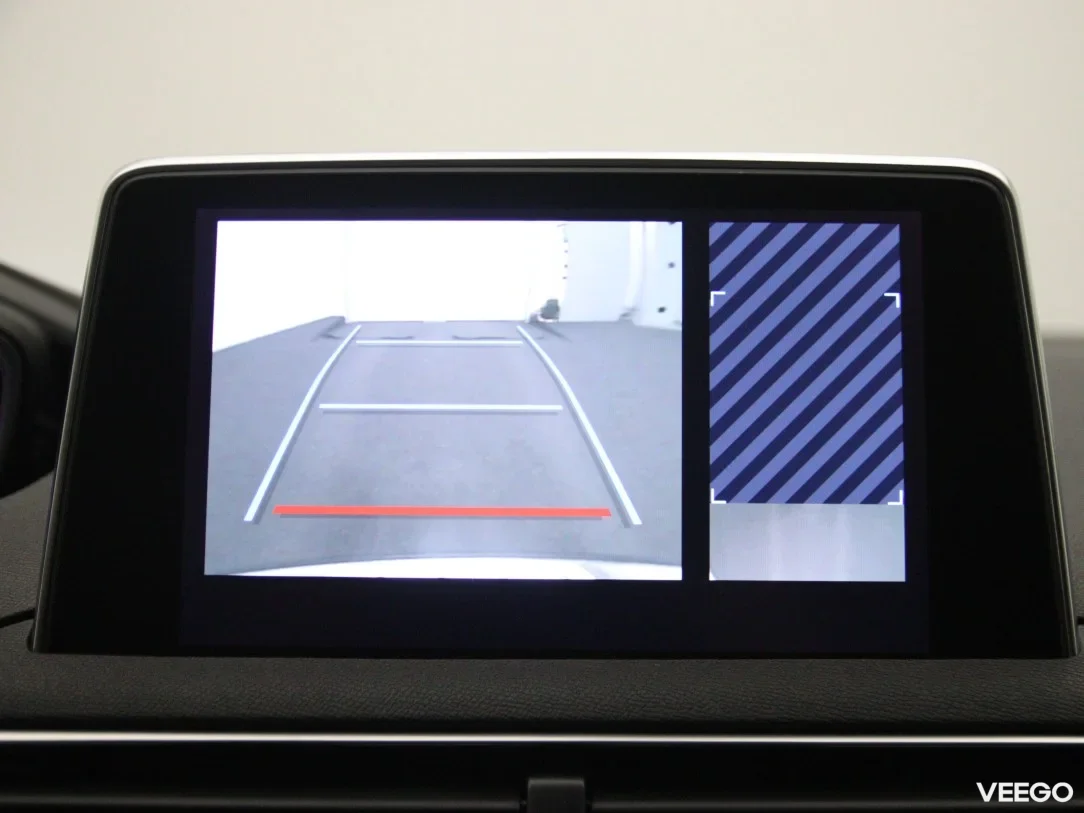 Peugeot 5008 1.5 96kW