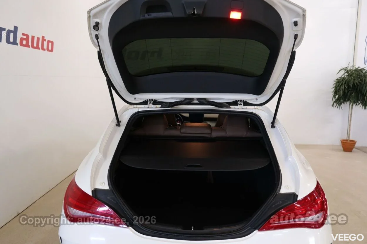 Mercedes-Benz CLA200 ShootingBrake AMG 2.1 100kW
