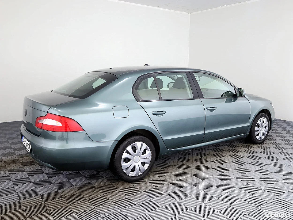 Skoda Superb 1.8 118kW