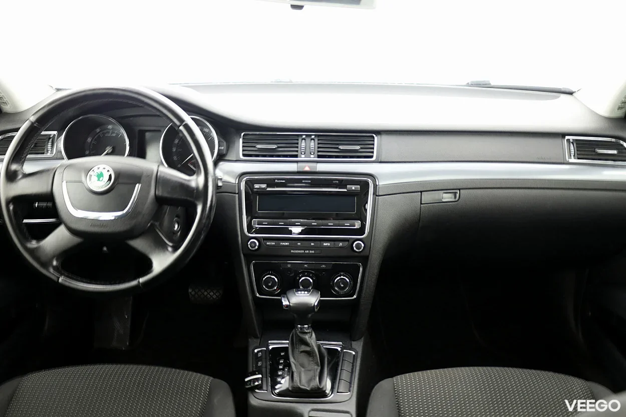 Skoda Superb 1.8 118kW