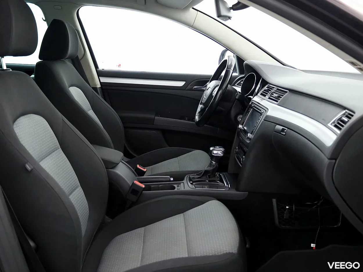 Skoda Superb 1.8 118kW