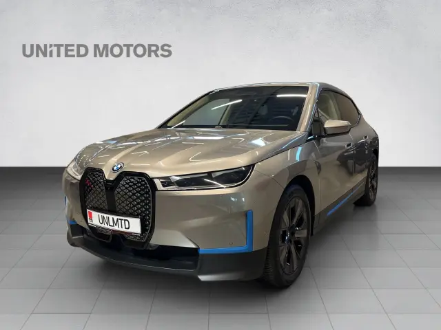 Image of BMW iX - 240kW