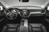 Volvo XC60 Plus Bright AWD Mild Hybrid 2 145kW thumbnail