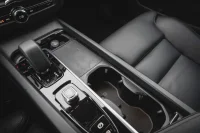 Volvo XC60 Plus Bright AWD Mild Hybrid 2 145kW thumbnail