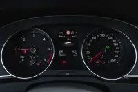 Volkswagen Passat 110kW thumbnail