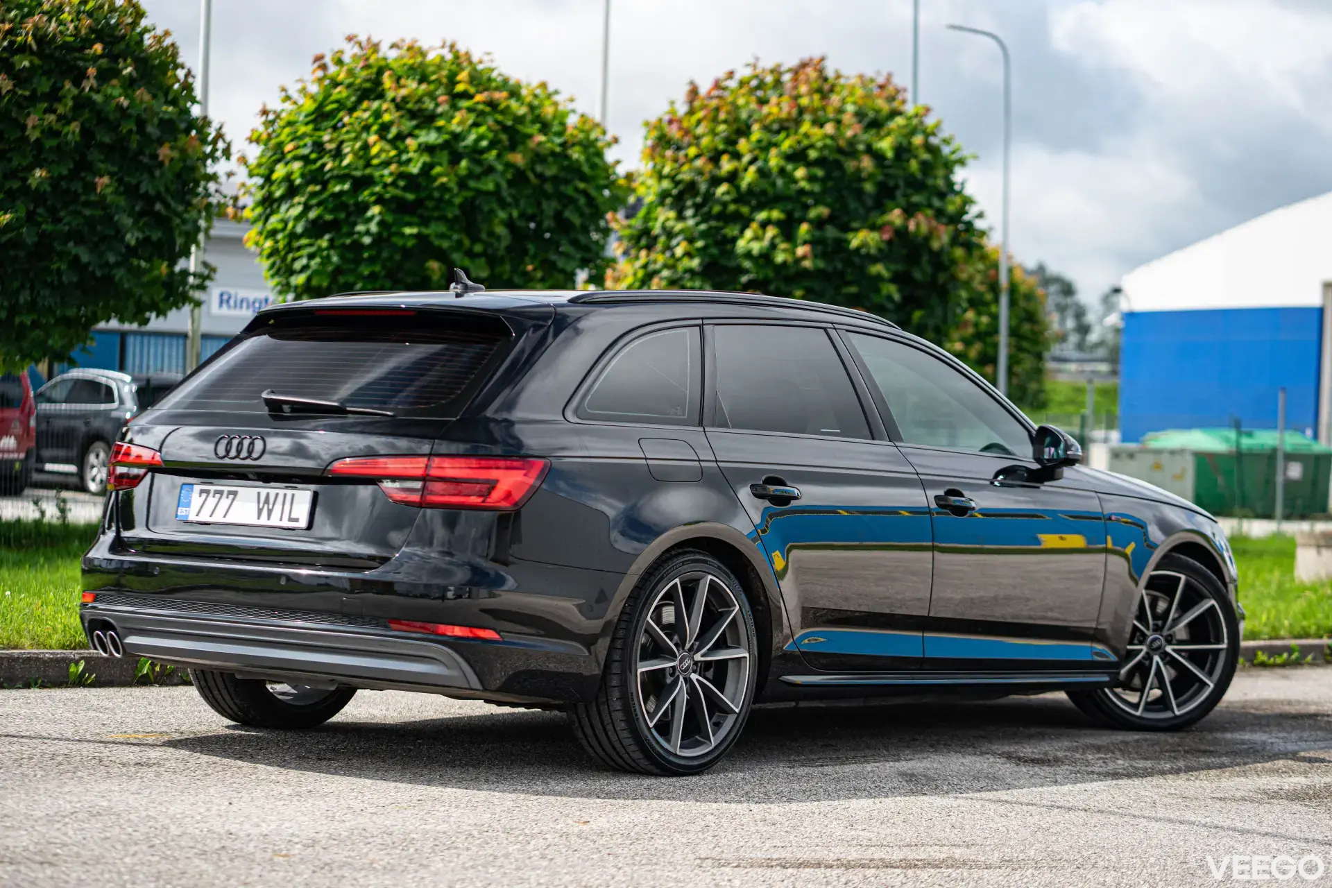 Vehicle Image