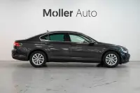 Volkswagen Passat 110kW thumbnail