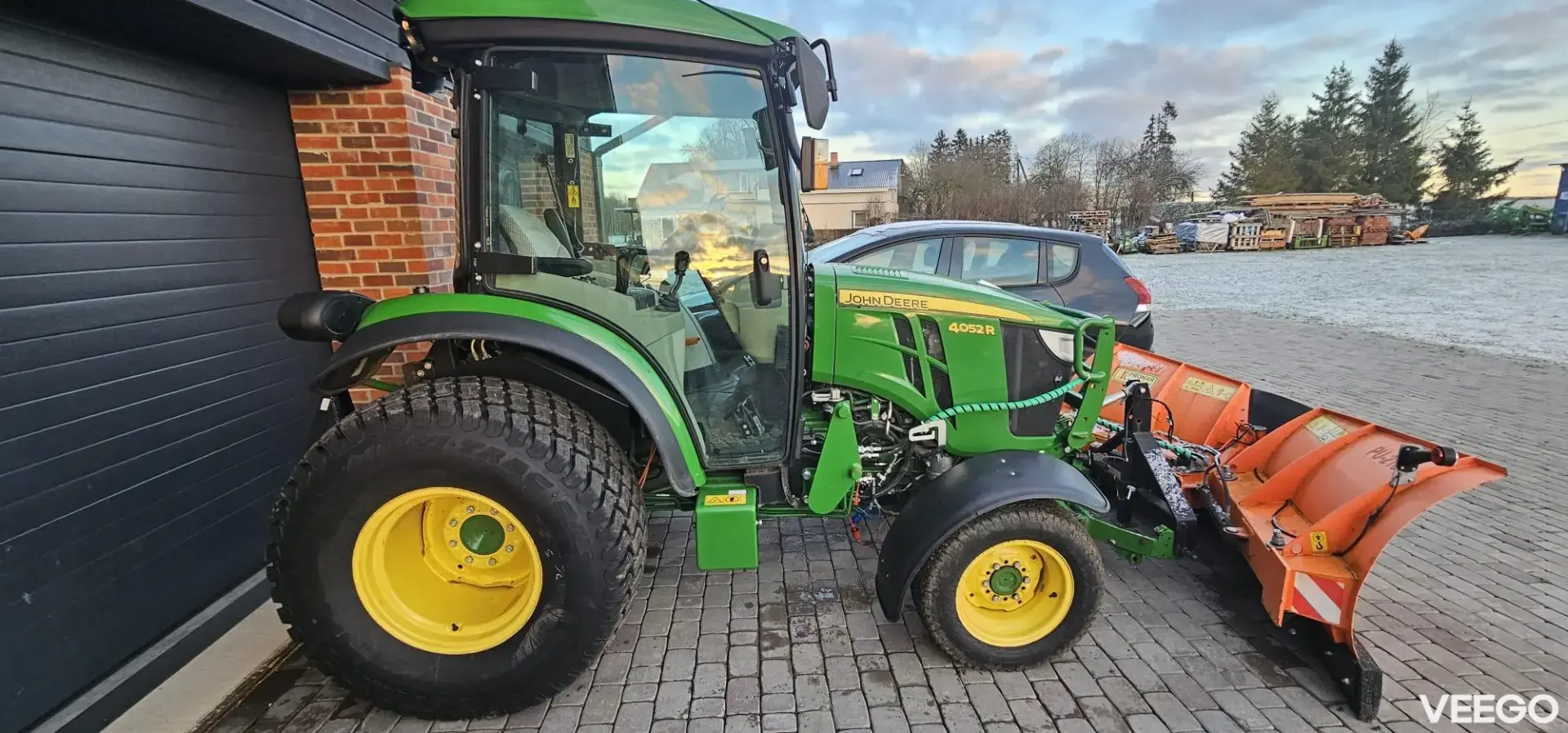 John Deere 4052R 38kW