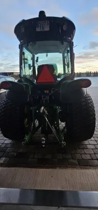 John Deere 4052R 38kW thumbnail
