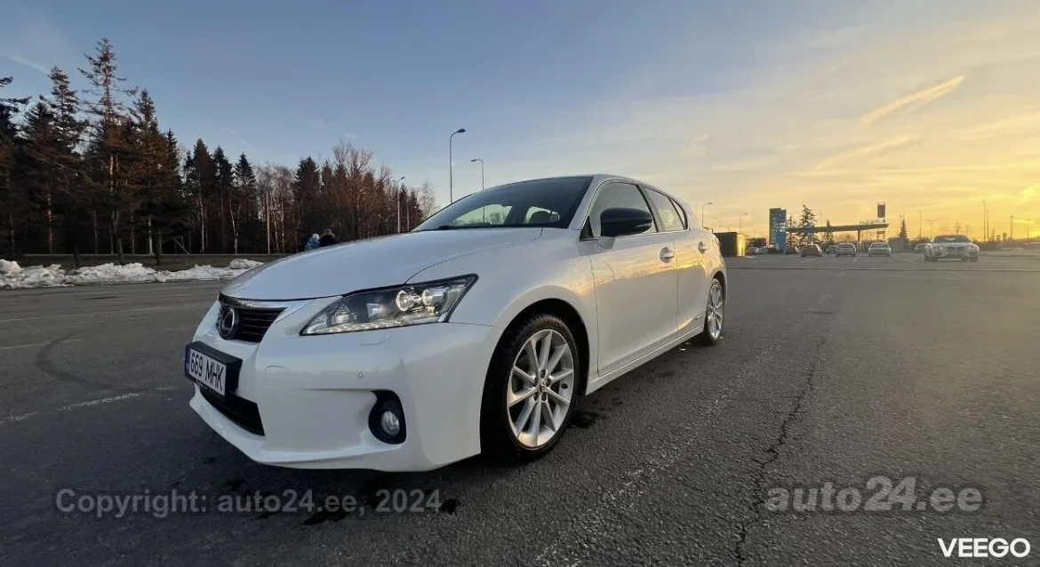 Lexus CT 200h CT 200h 1.8 73kW