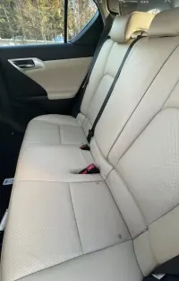 Lexus CT 200h CT 200h 1.8 73kW thumbnail