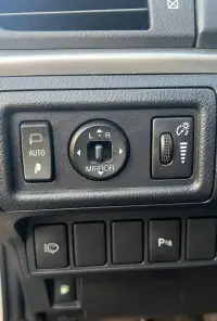 Lexus CT 200h CT 200h 1.8 73kW thumbnail