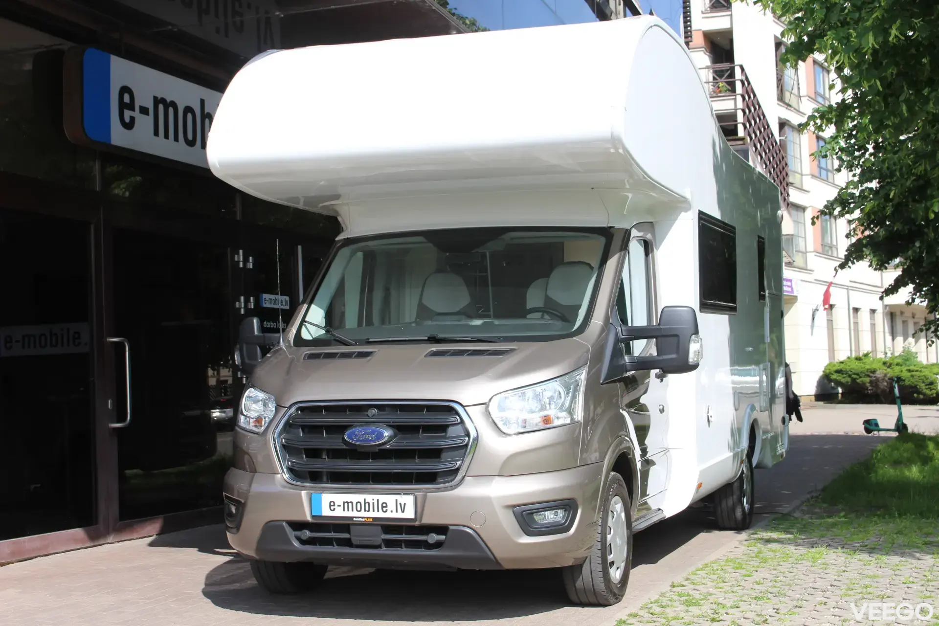 Ford KRONOS 265 TL NobelART Ford A-9000  TRIGANO 2.0 96kW