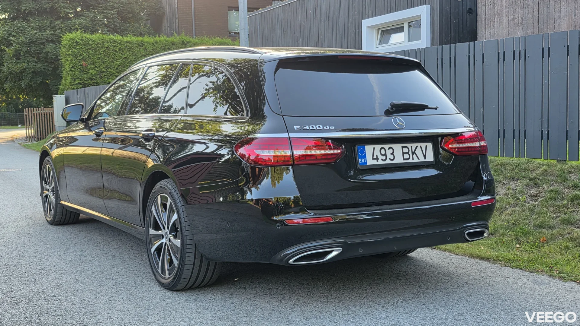 Mercedes-Benz E300 de T EQ NIGHT PACK 2.0 143kW