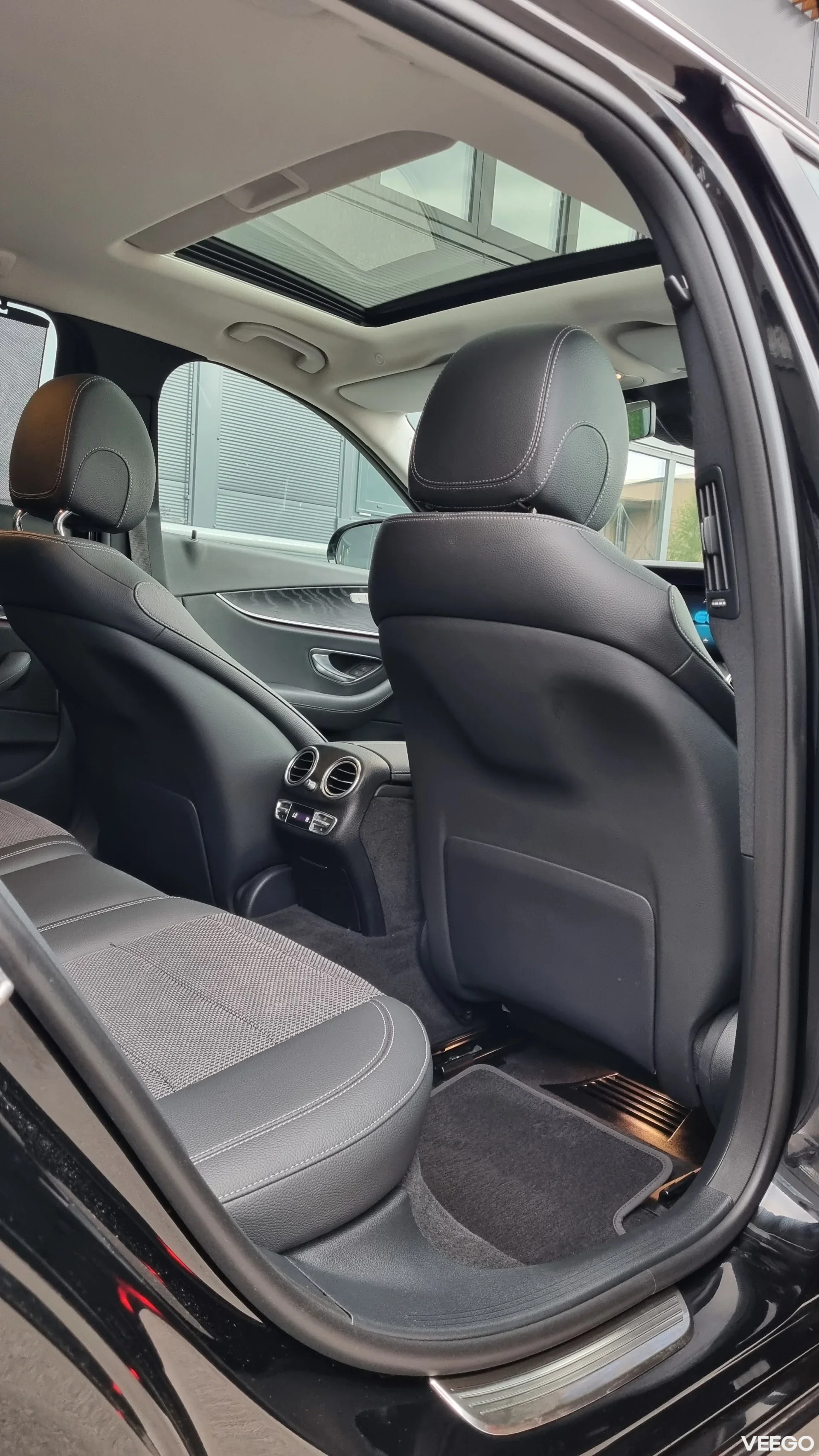 Mercedes-Benz E300 de T EQ NIGHT PACK 2.0 143kW