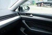 Volkswagen Passat 110kW thumbnail