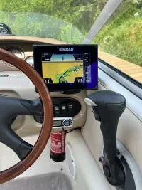 Chaparal 215 SSi 3.0 142kW thumbnail