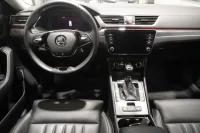 Skoda Superb ELEGANCE COMBI 4X4 2 147kW thumbnail