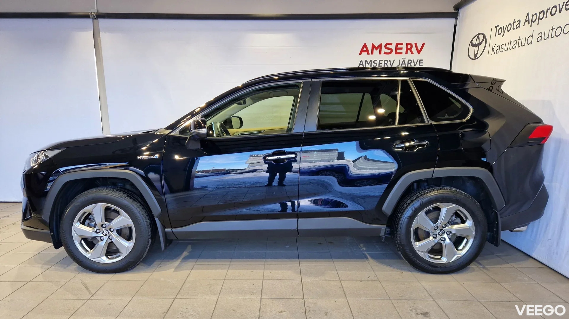 Toyota RAV4 Premium 2.5