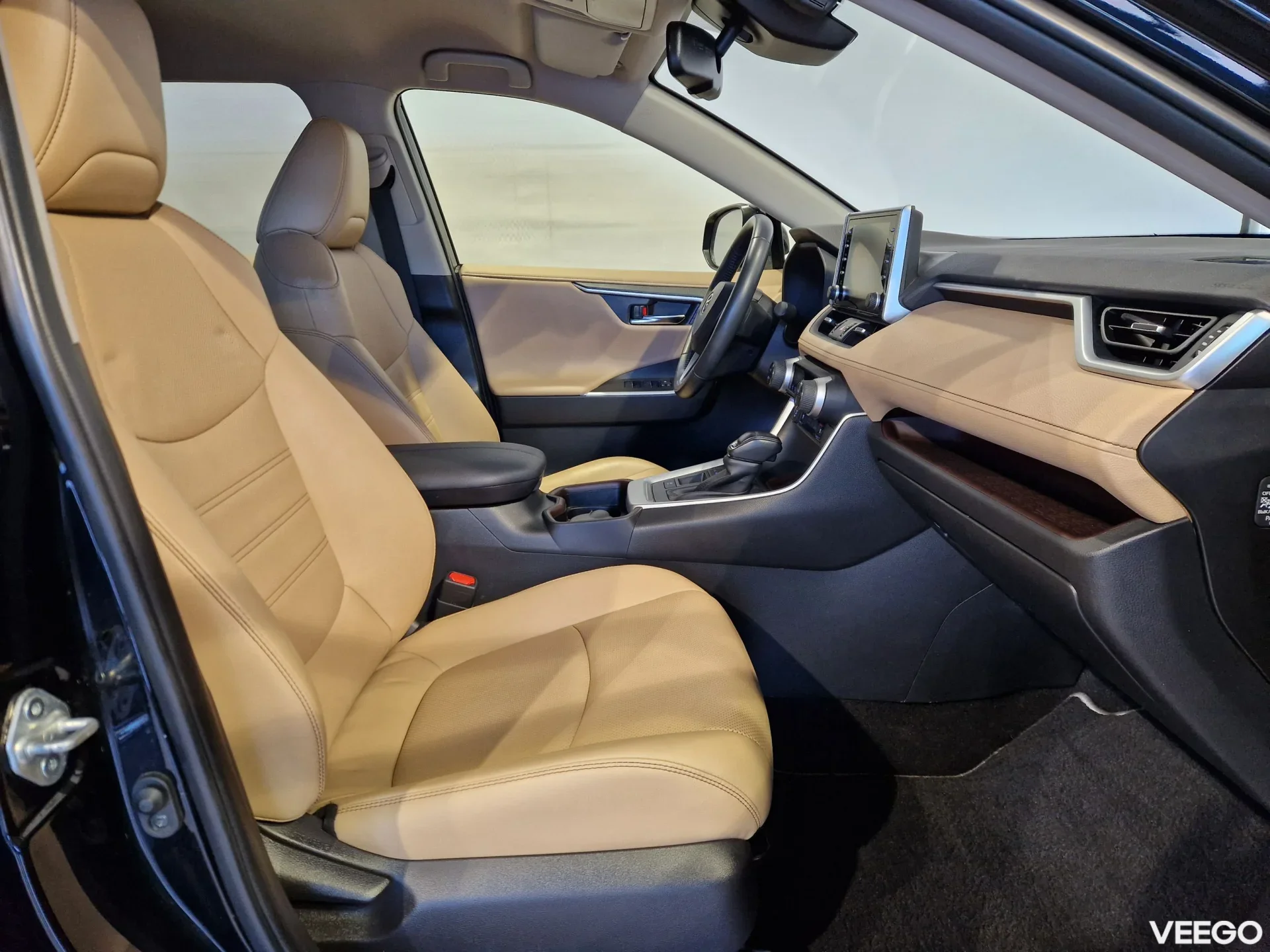 Toyota RAV4 Premium 2.5