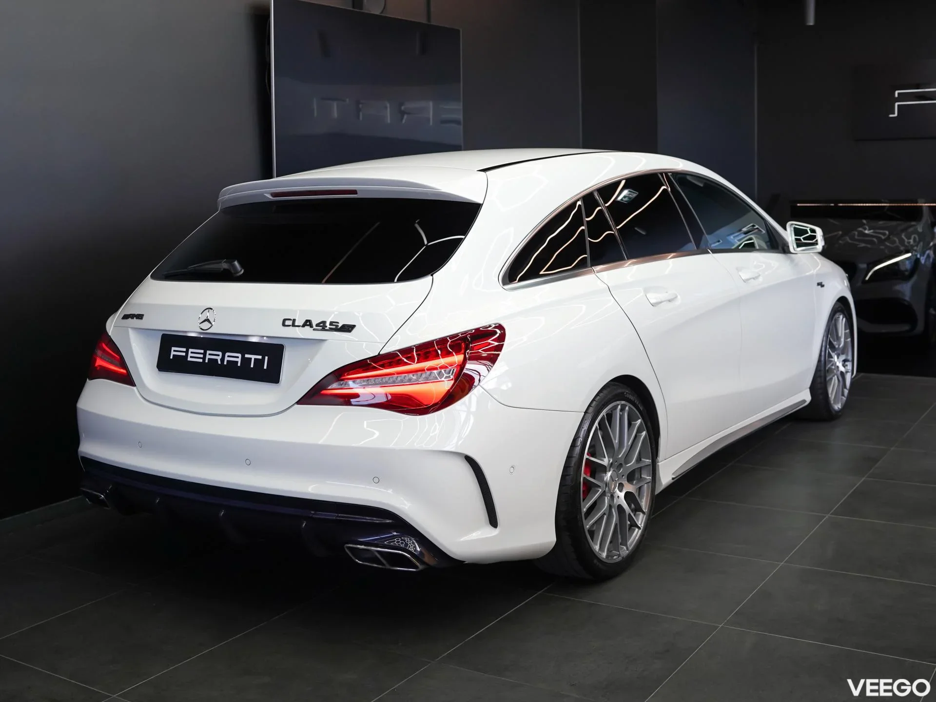 Mercedes-Benz CLA45 AMG 2.0 280kW