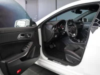 Mercedes-Benz CLA45 AMG 2.0 280kW thumbnail
