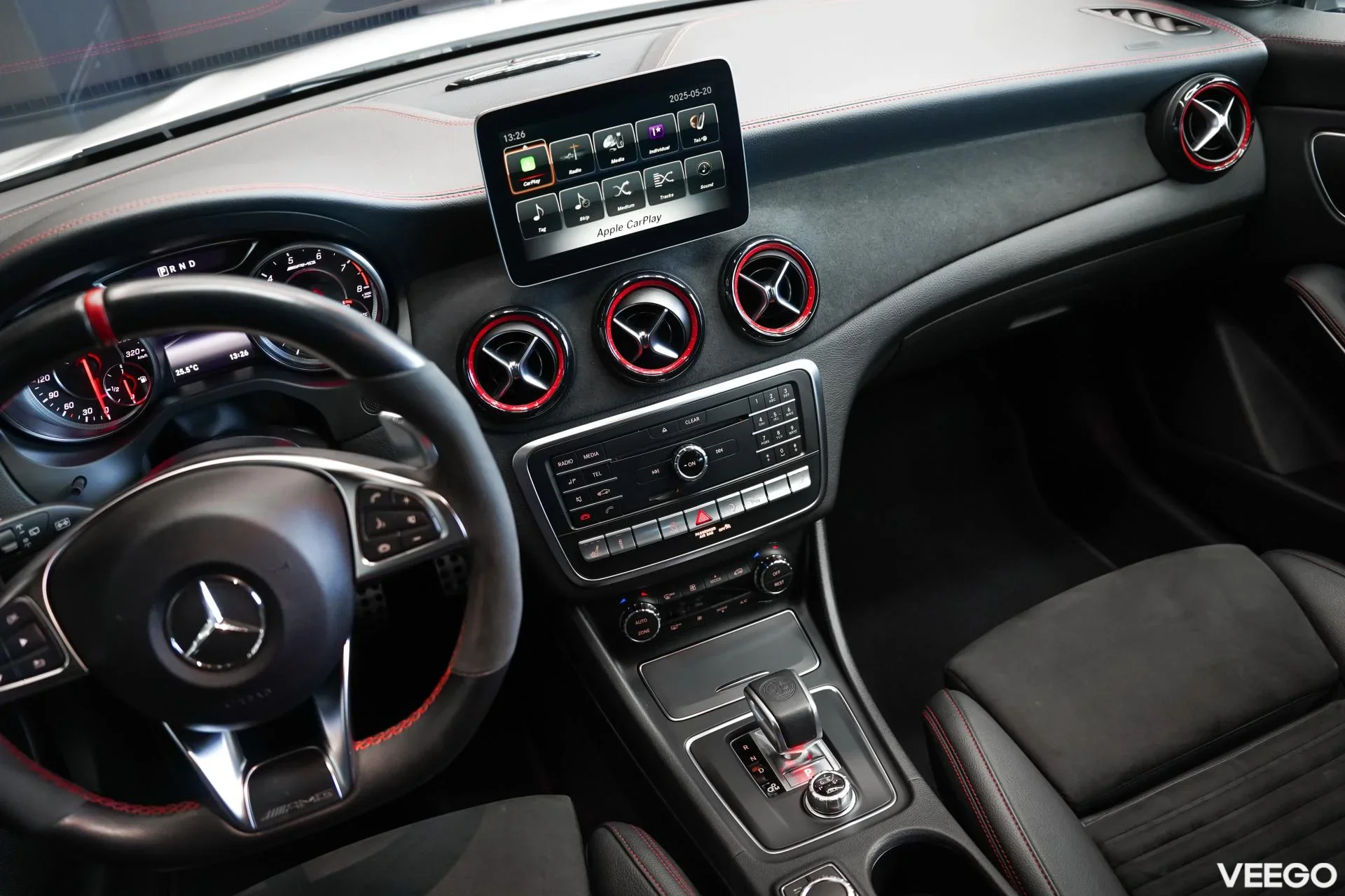 Mercedes-Benz CLA45 AMG 2.0 280kW