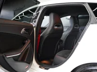 Mercedes-Benz CLA45 AMG 2.0 280kW thumbnail