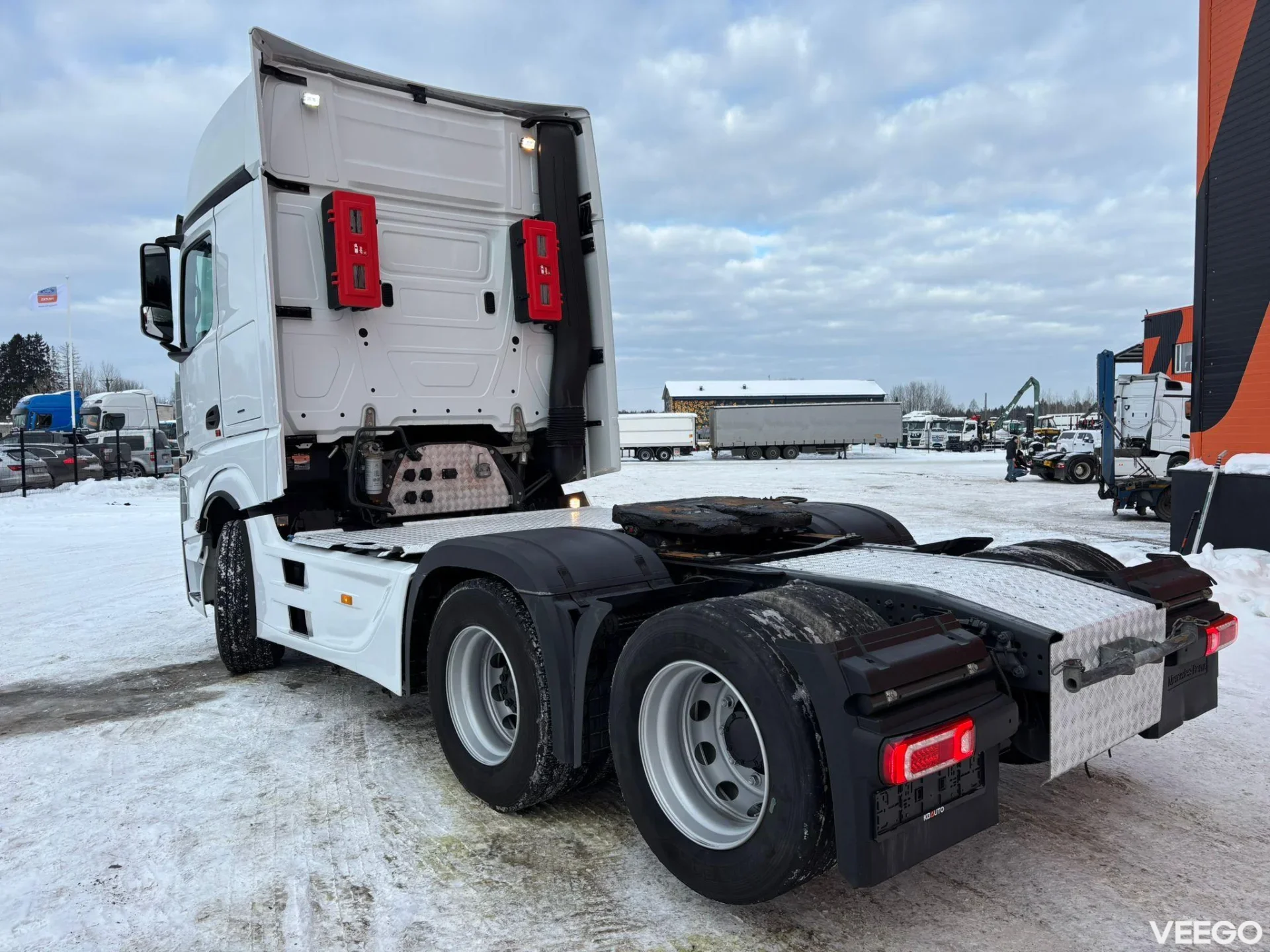 Mercedes-Benz Actros GIGASPACE / RETARDER / DOUBLE BOGIE 390kW