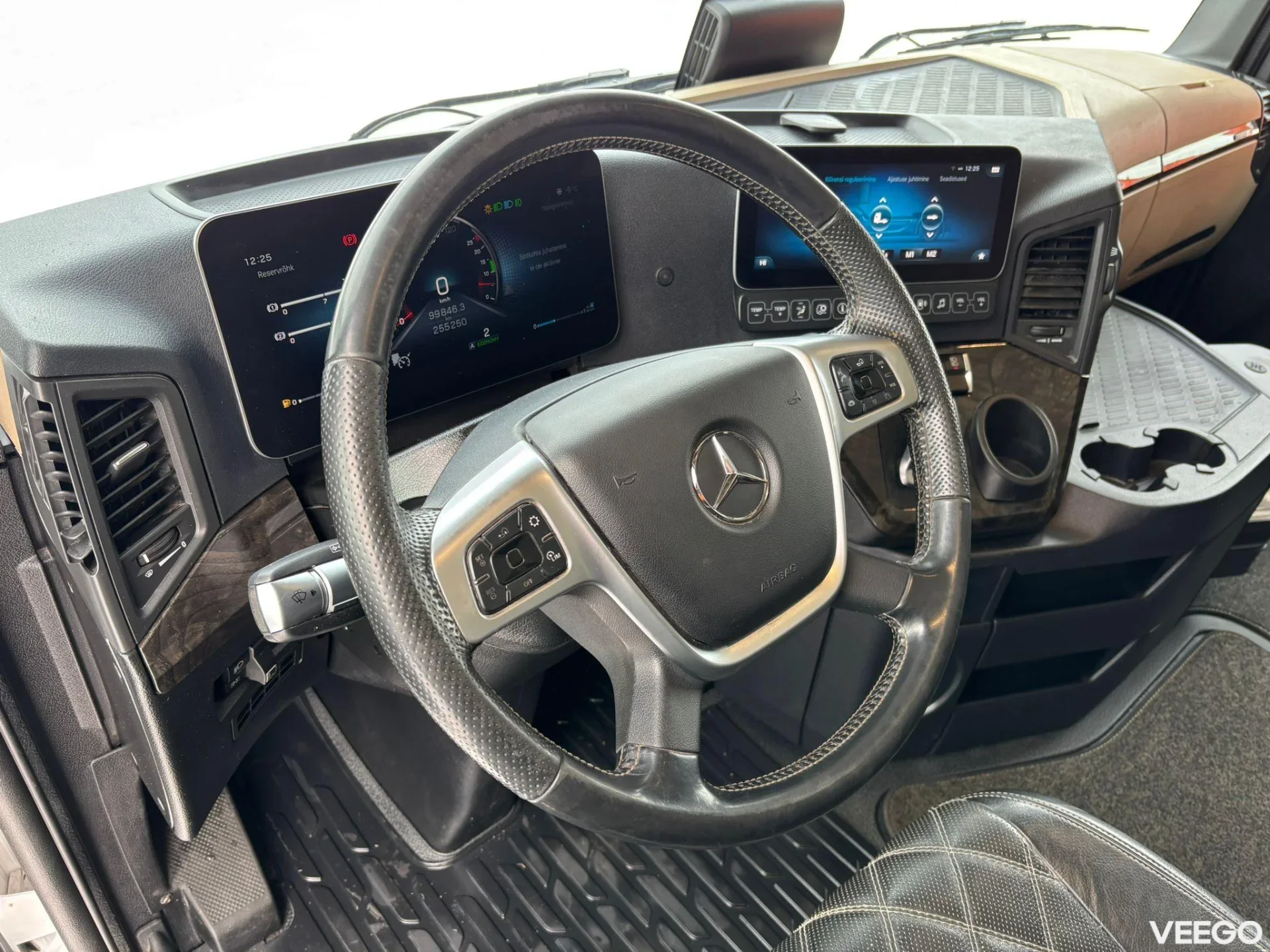 Mercedes-Benz Actros GIGASPACE / RETARDER / DOUBLE BOGIE 390kW