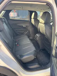 Peugeot 3008 1.5 96kW thumbnail