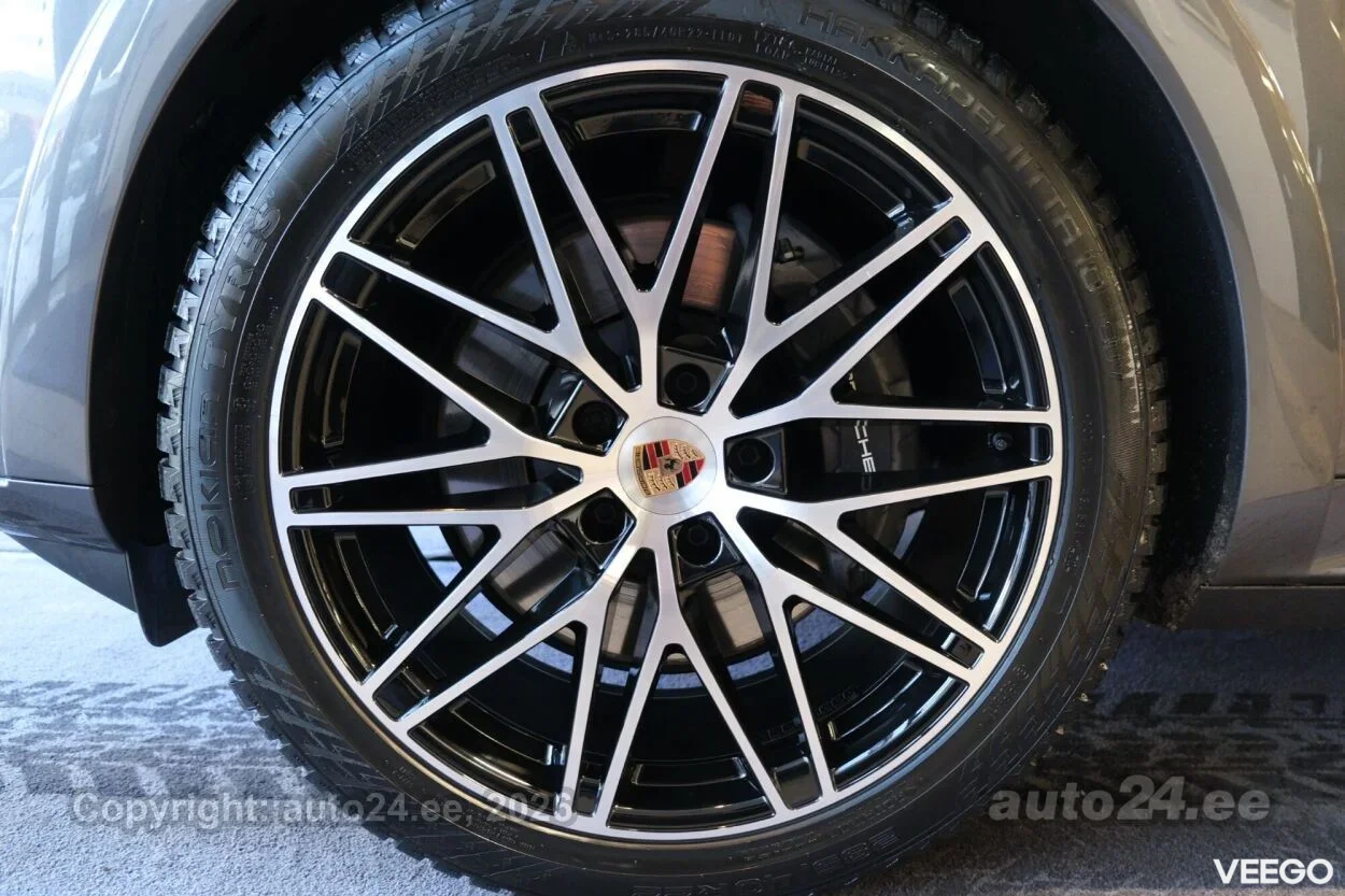 Porsche Cayenne E-Hybrid - 3 346kW