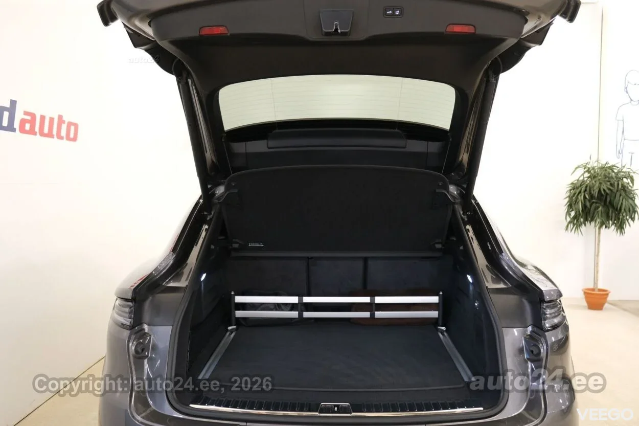 Porsche Cayenne E-Hybrid - 3 346kW