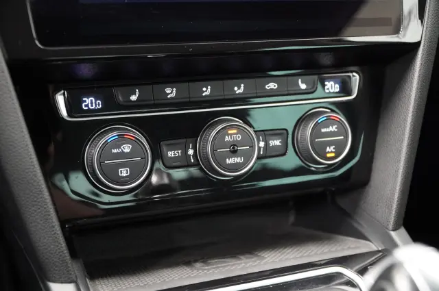 Image of Volkswagen Passat 140kW