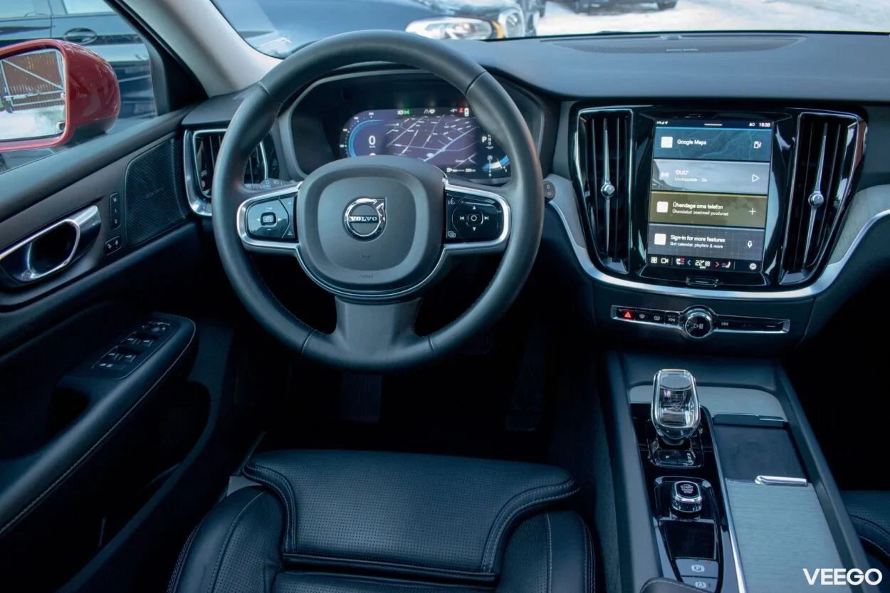 Volvo V60 Cross Country AWD PLUS Bright Intelli Safe PRO Wntr 2 145kW